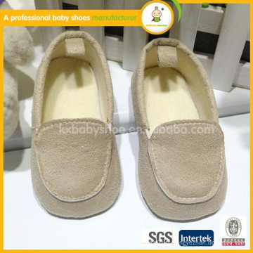 2015 nouveau design en cuir sport bébé en gros chaussures baby mocassins